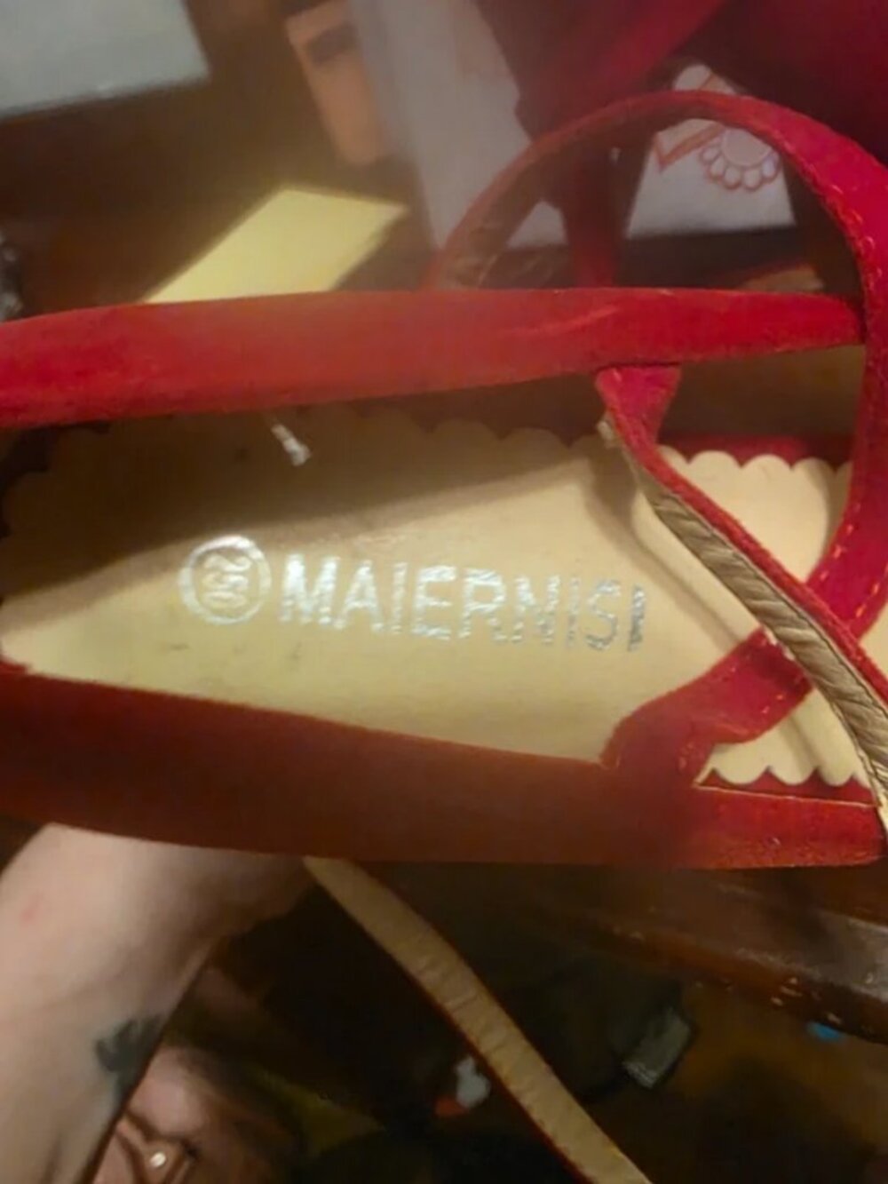 Red heels - Picture 4 of 5